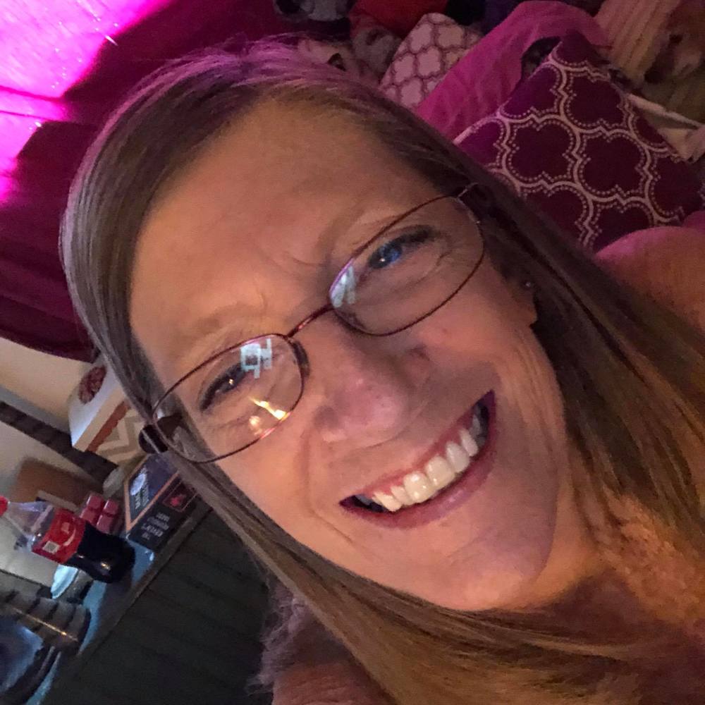 Meet your Posher, Pamela
